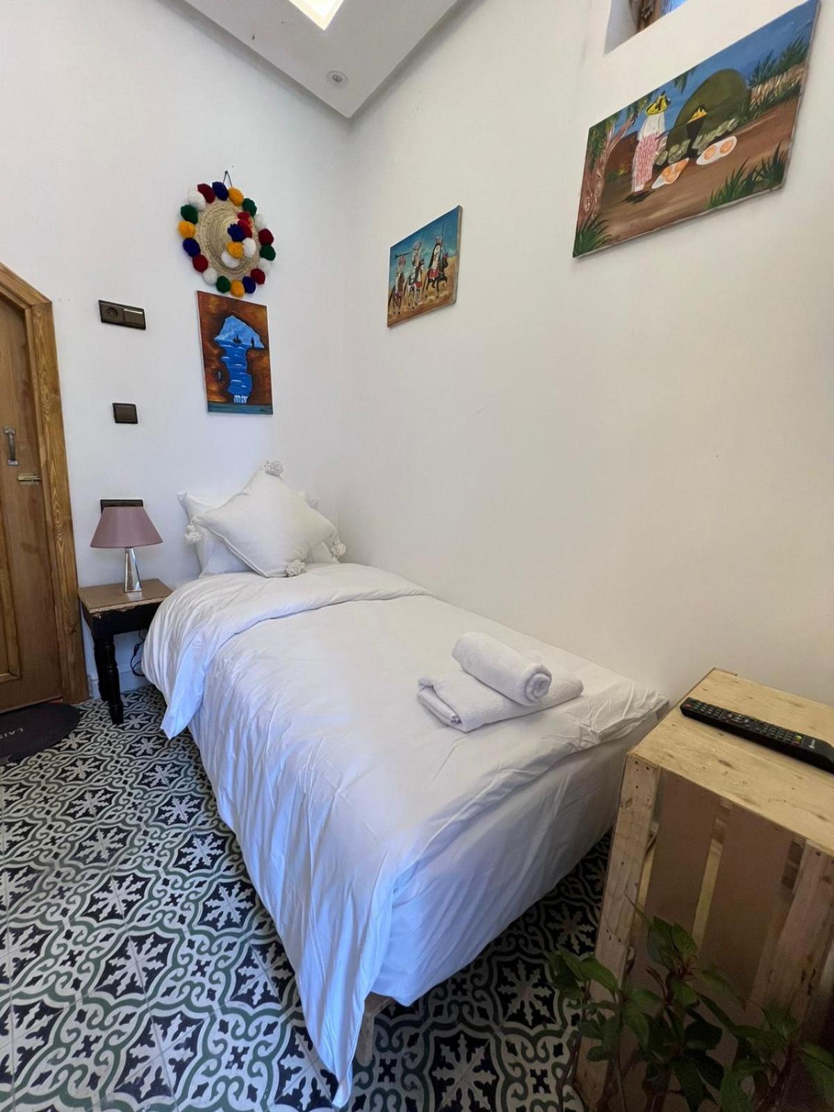 Chambre A La Medina Avec Salle De Bain Prive 丹吉尔 外观 照片